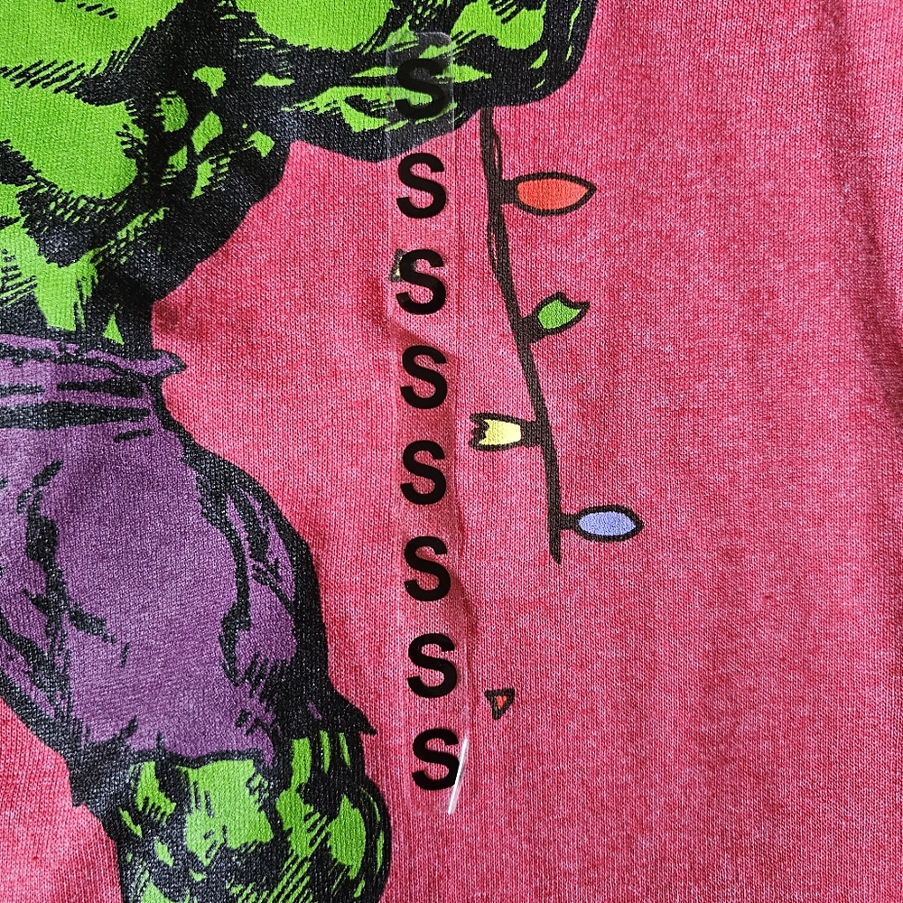 SALE! New Marvel Comics Hulk Holiday T Shirt Size S Red Short Sleeve NWT - Picture 7 of 10
